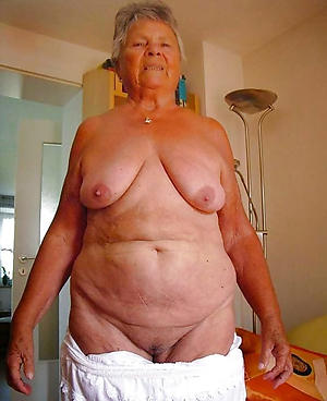 older grannies posing nude