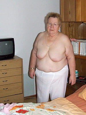 nude pics of sexy grandma