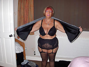 reality sexy older women in underclothing porn pics