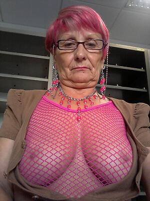 astonishing mature granny naked selfies