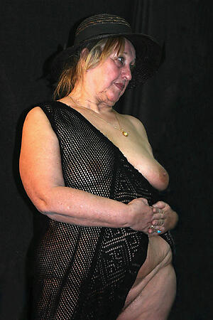 hot nude senior body of men freash pussy