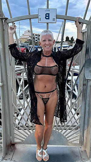 bungling blue granny lingerie pics