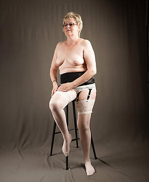 hot older women debilitating stockings amateur pics