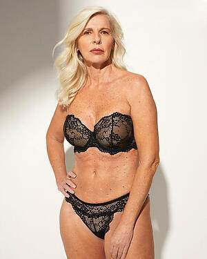 porn granny underclothing sexy bra