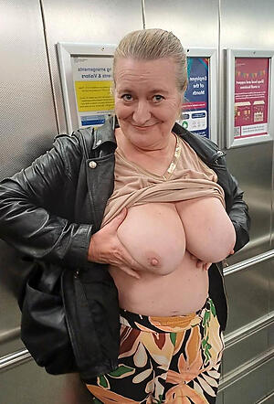 dusting with granny tie the knot porn