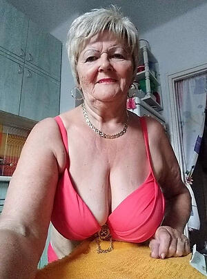 ancient X gentlefolk poses scanty