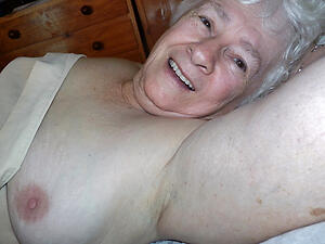 photoshooting yon scrupulous gilf hot