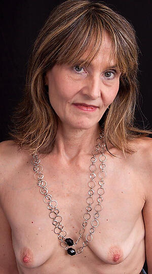 older woman laconic boobs porn pics