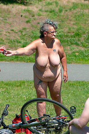 pic yon elderly granny xxx