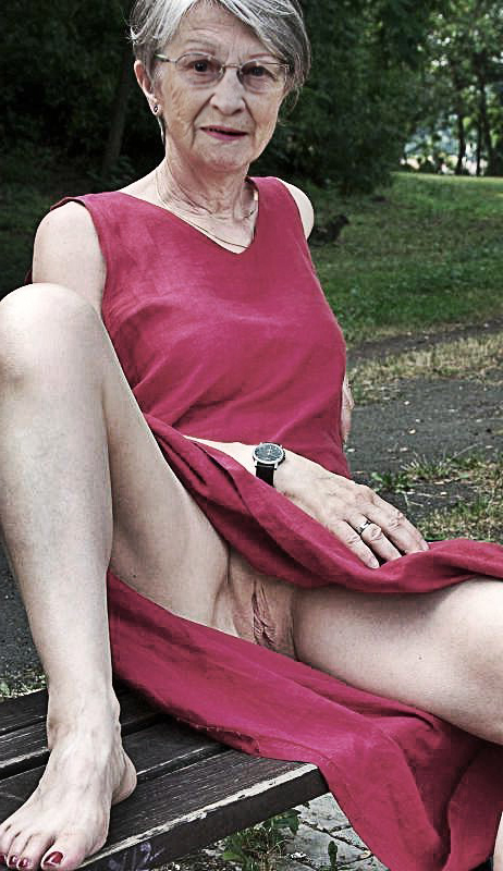 Older Ladies Upskirt - Amateur older women upskirt porn pellicle - MatureGrannyPussy.com